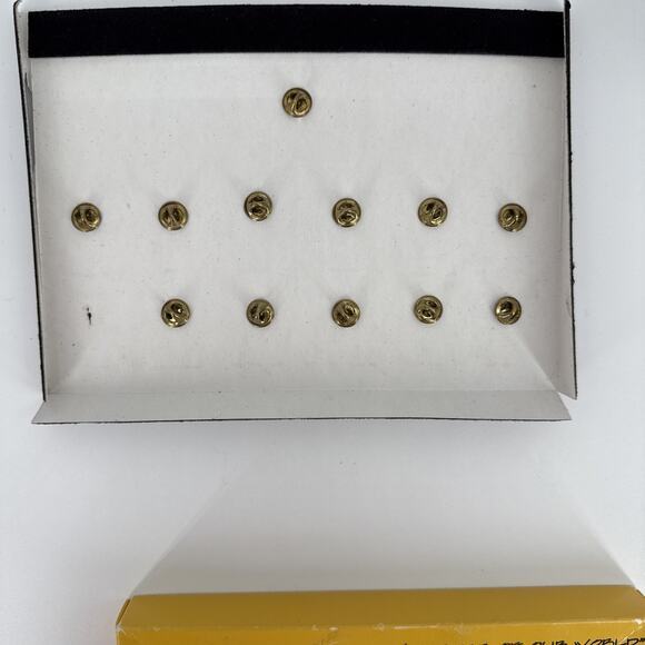 Disney Something New in Every Corner Pin Box Set 12pcs VTG 1999 Missing 1 Pin - Picture 6 of 11